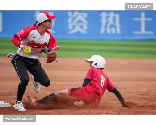 全运会垒球小组赛：辽宁队5-1战胜江苏队